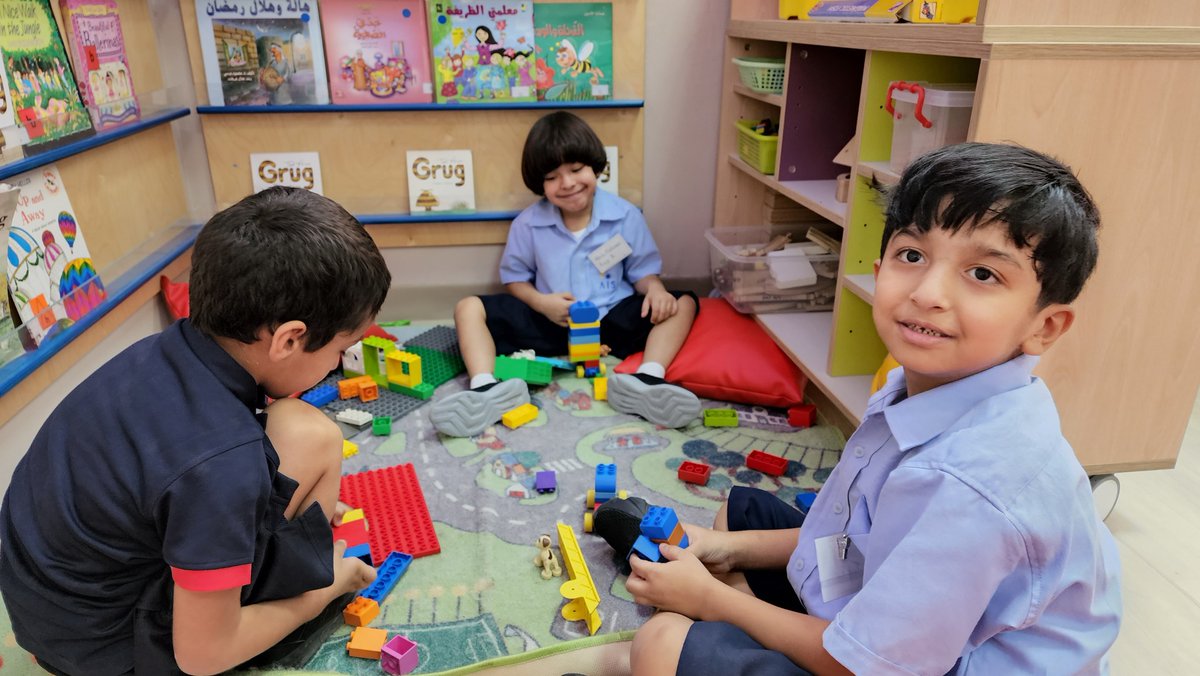 AIS_GradePrep's tweet photo. Learning is fun in Prep with students involved in different activities like role play, reading, building blocks, colouring etc. #AISGradePrep https://t.co/vVWZyD5GPI