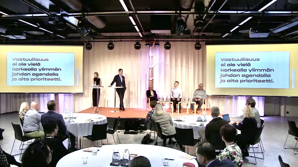 Sinttu_AW's tweet photo. ”Kestävän kehityksen ei kuulu olla vain yritysjohdon agendalla, sen kuuluu olla sydämessä.” Kiitos paneelista @nobullshtevents. Erityisesti nämä @NaghianSiamak viisaat sanat kolahtivat. #NoBS2022 https://t.co/MnjZs2S0jX