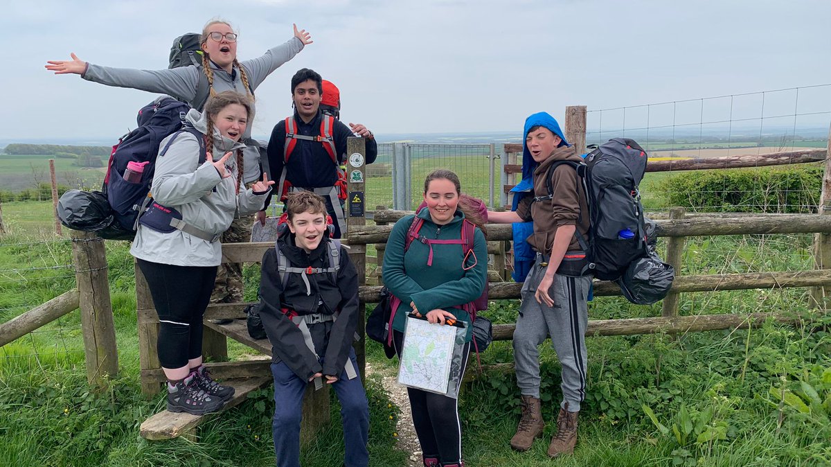 Sarum_SF's tweet photo. Doing their #DofE is a great chance for students to broaden their horizons, discover new interests, have fun, boost their mental and physical health, gain essential skills and achieve a highly respected Award. 
In Year 9, 10 or 12? Information evening is next Thu 15/9 6-6:30pm https://t.co/ibtT3dSnKJ