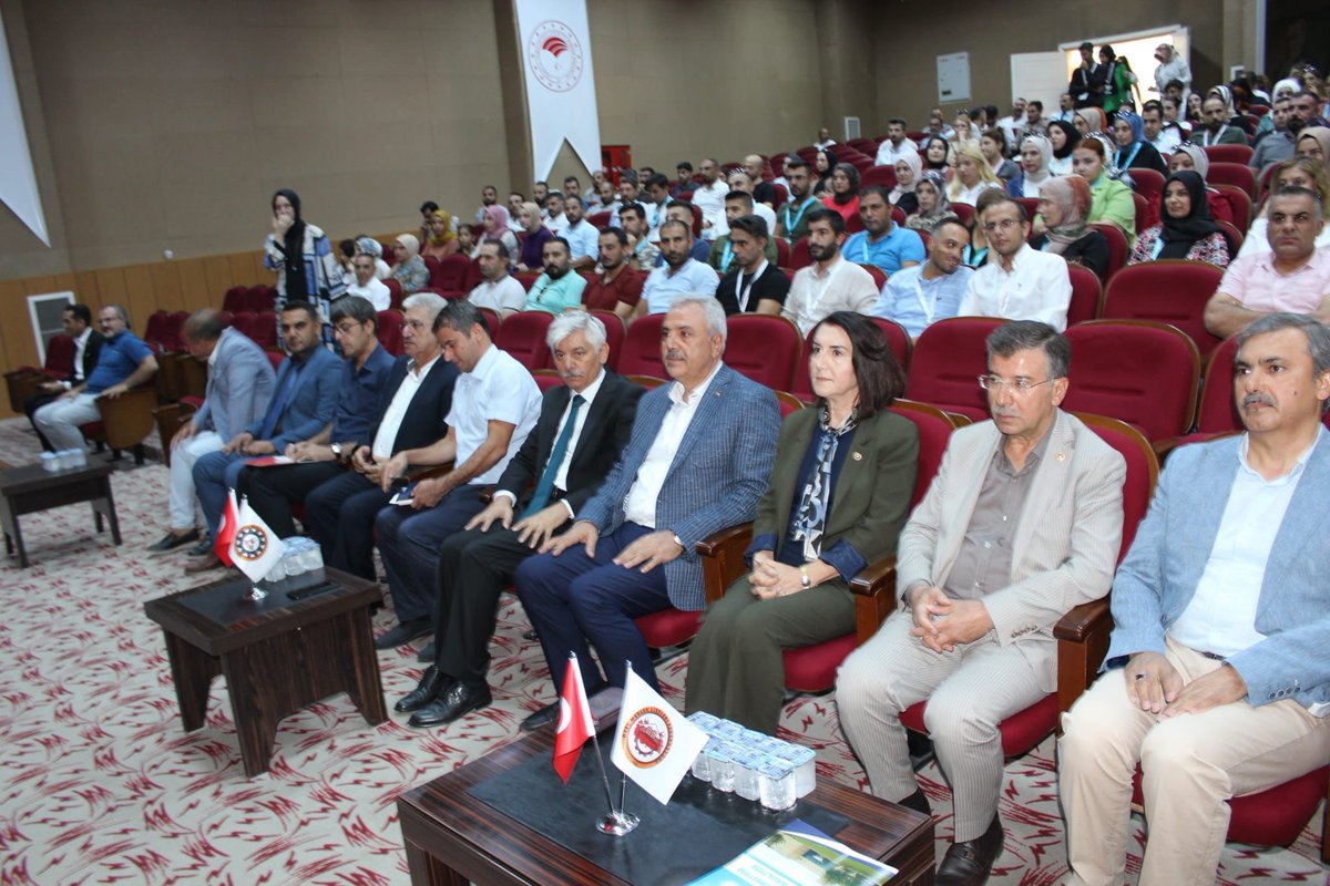 malicevheri's tweet photo. Milletvekilimiz @gulenderacanal,İl Milli Eğitim Müdürümüz Fevzi Kurt,TSO Başkanı @iHalilPeltek ve İlahiyat Fakültesi Dekanı  Celil Abuzer ile birlikte Özel Meslek Liseleri Konfederasyonu’n Gaptem’de  düzenlemiş olduğu programa katıldık. https://t.co/y3H9YCDK4f