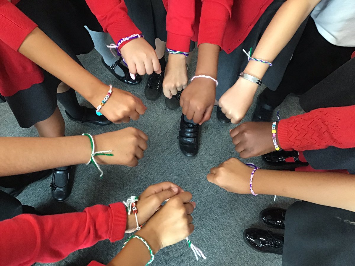 Today, we are focusing on compassion so we made friendships bracelets for our classmates ☺️ Don’t they all look lovely? @kestrelmead #kestrelmeadcharacterfortnight #compassion