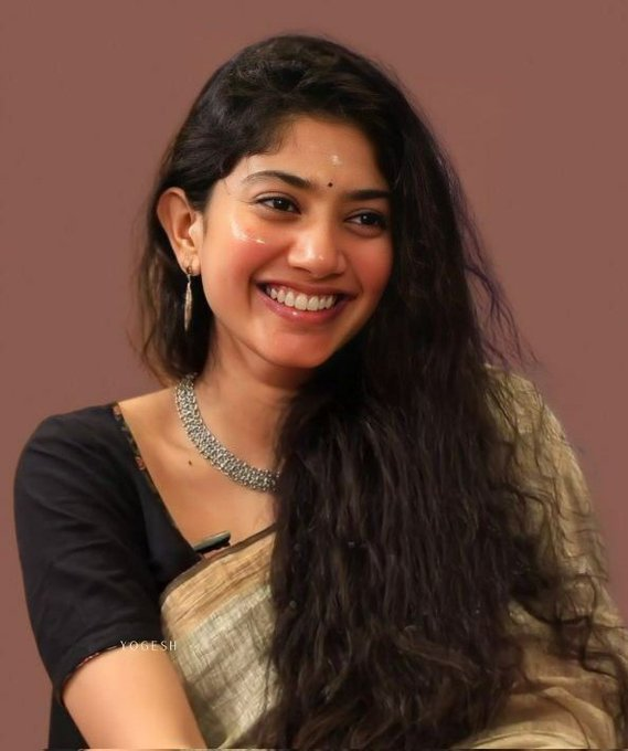 BrindaHere's tweet photo. #GargiFromJuly15 #Gargi #AishwaryaLekshmi @2D_ENTPVTLTD @Sai_Pallavi92 @SakthiFilmFctry @kaaliactor @prgautham83 #06thSepR #SaiPallavi #GargiTrailer https://t.co/lZXTtkwSjm