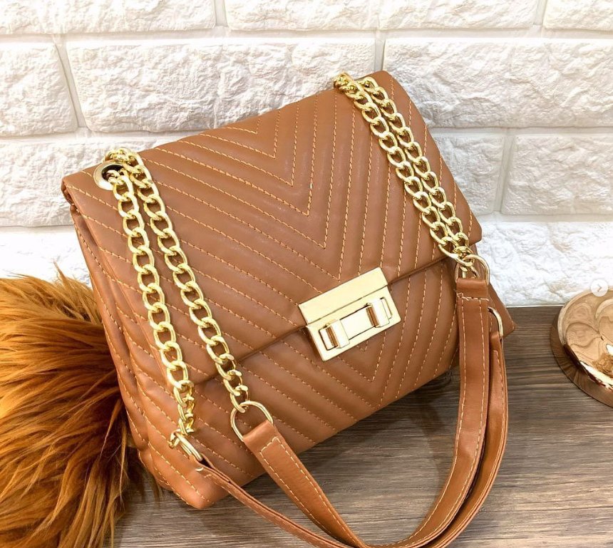 claire29498683's tweet photo. treat yourself as a reward for your hardworking ☺️☺️☺️
#newbags https://t.co/RVbVO4qQwy