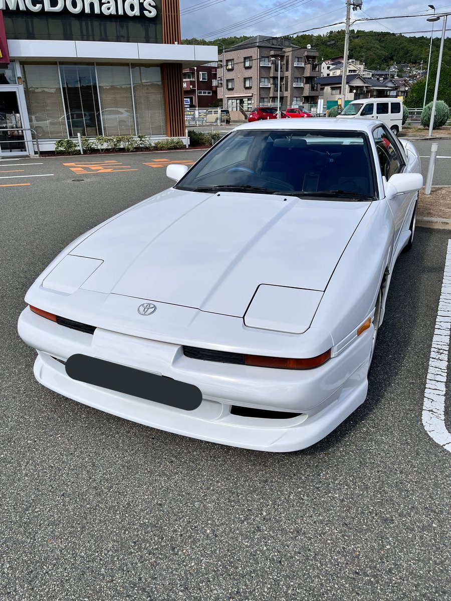 Spheniscidae_70's tweet photo. 70スープラ買いましたー
1JZターボ最高
ちょっとずつ直して、ちょっとずつ乗る
#70supra https://t.co/yXIgCA0Lkc