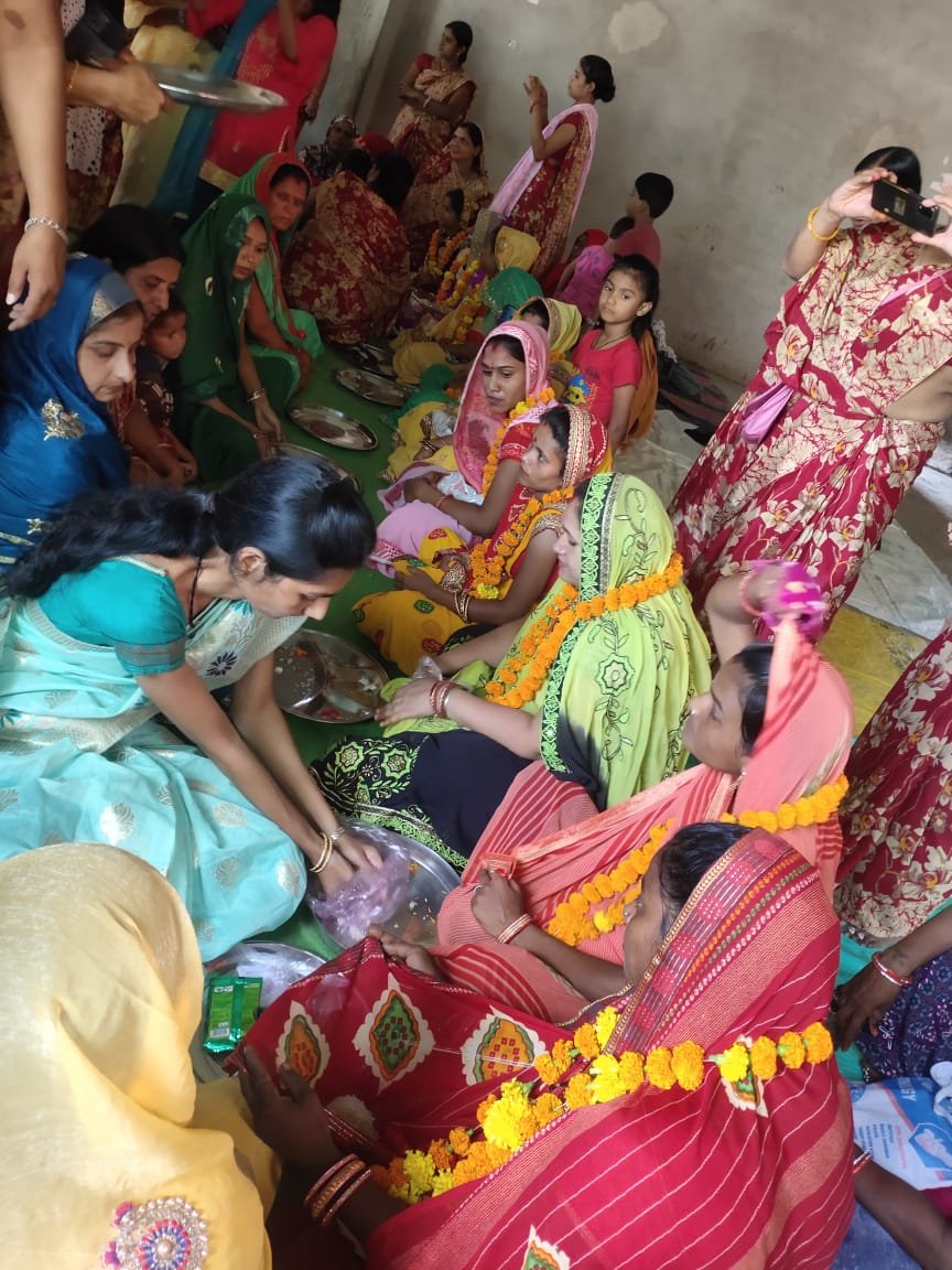 ICDSPACHORE's tweet photo. God bharai @wcd_rajgarh @mp_wcdmp https://t.co/tfyP69aDcH