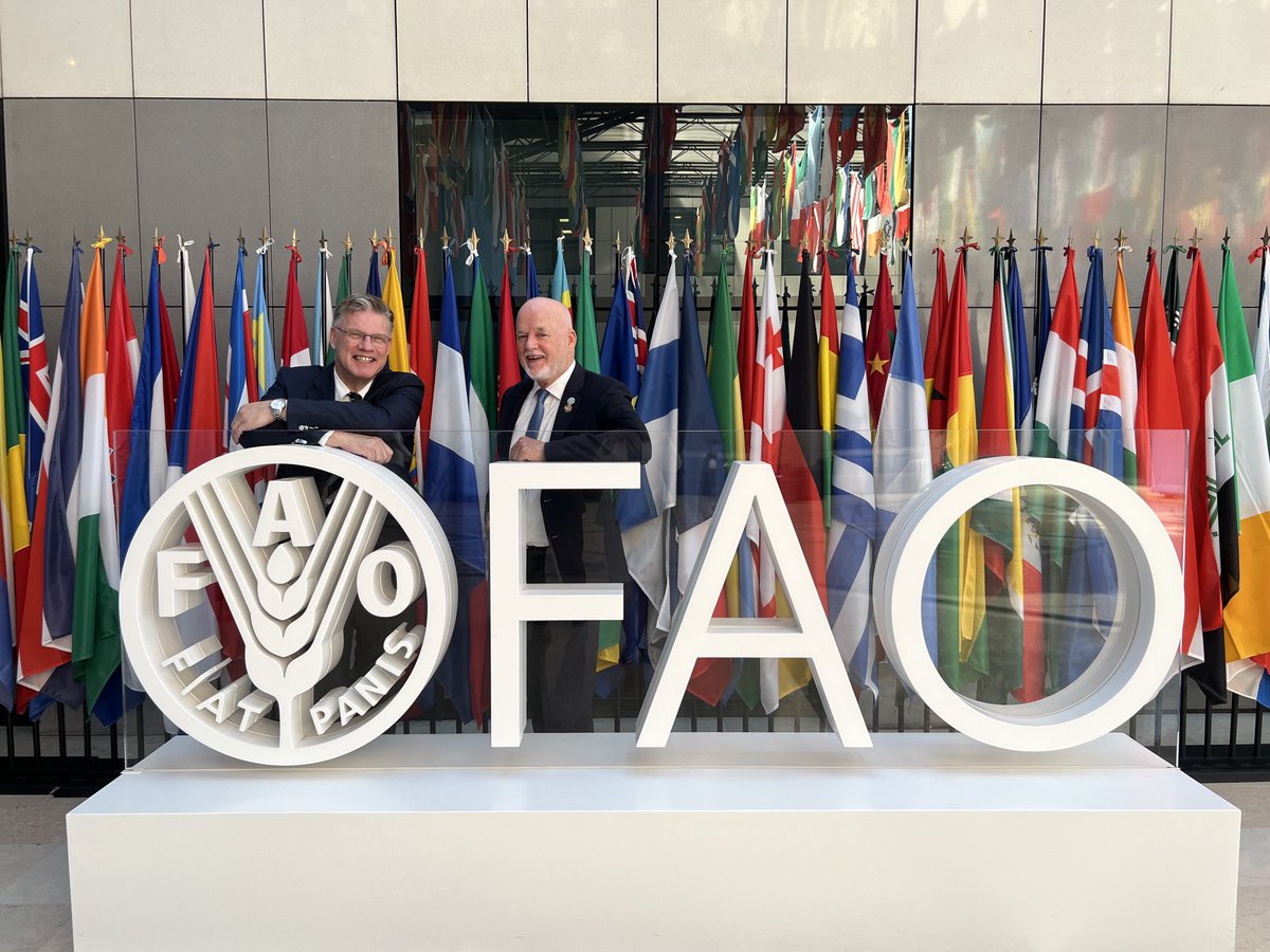 Good to catch up in Rome this week with a great promoter of SDG14 implementation - FAO’s former Director of Fisheries &amp; Aquaculture, Arni Mathiesen.