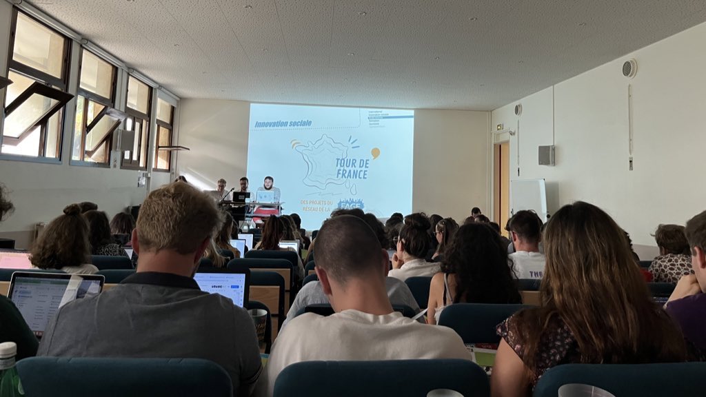 La_FAGE's tweet photo. #CAFAGE | Ce week-end avait lieu le conseil d’administration de #Rentrée2022 de @La_FAGE.

Au programme :

➡️ Actualités de rentrée
➡️ #Budget et financement de l'enseignement supérieur 
➡️ Réformes des #bourses et de la Santé étudiante https://t.co/ETbgcbTaCR