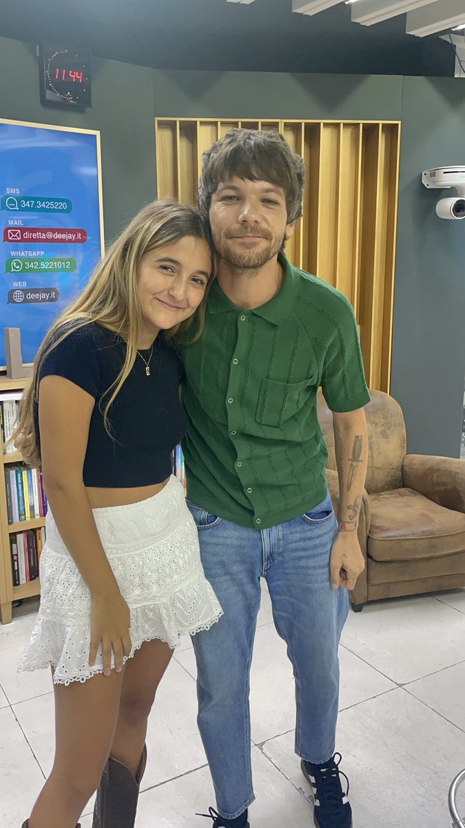 folkvnialll's tweet photo. sull orlo di una crisi di pianto https://t.co/IFiAHY2pLT