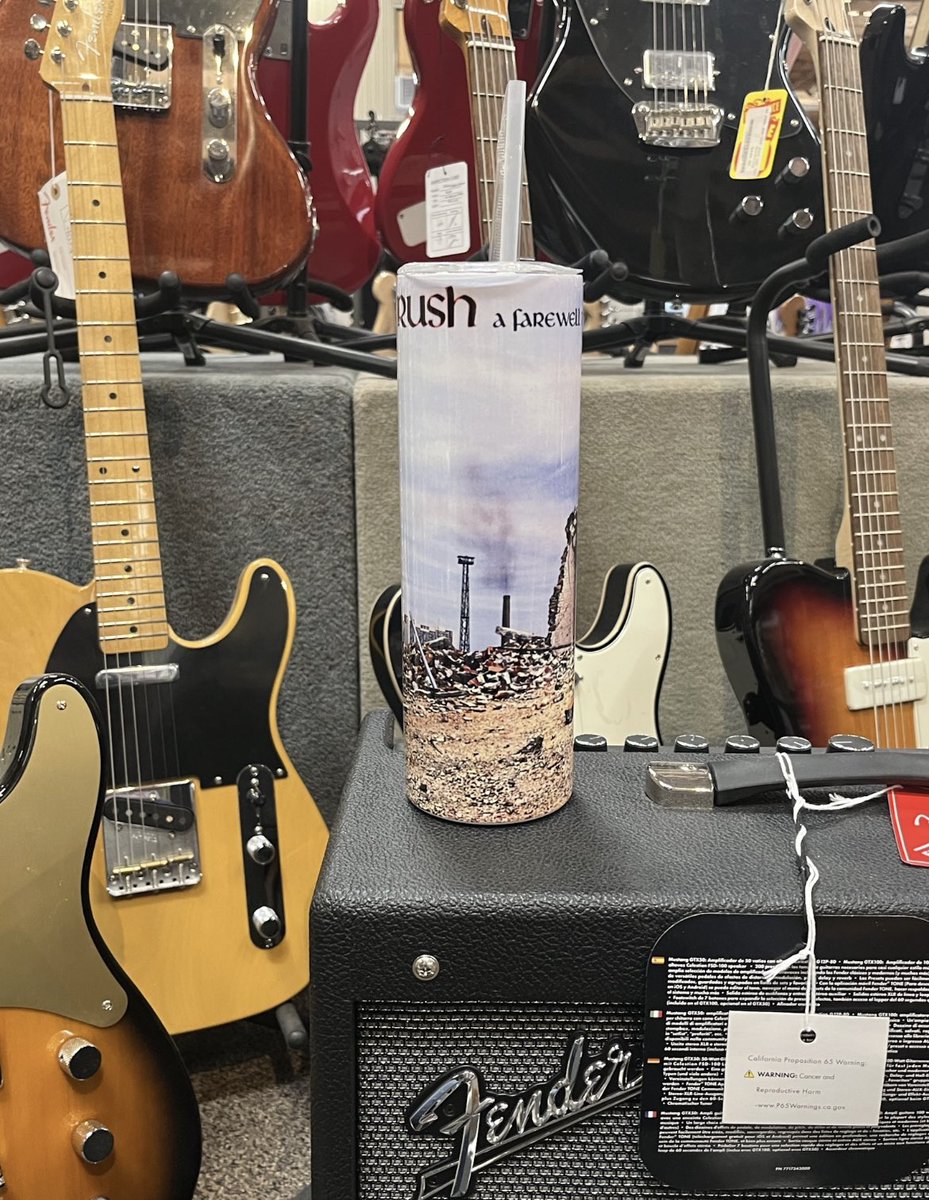 Rush74Kyle's tweet photo. @KalaniJTrump @vivien2112 @FFedUpp @HumbleAnthem @steelpen487 @RushFamTourneys @newworldrushman Awesome album. Still have a Kings Tumbler that needs a home! #RushFamily @RushFamTourneys @vivien2112 #AF2K #CygnusX1 @cygnusx1net https://t.co/UMzDTZnry8
