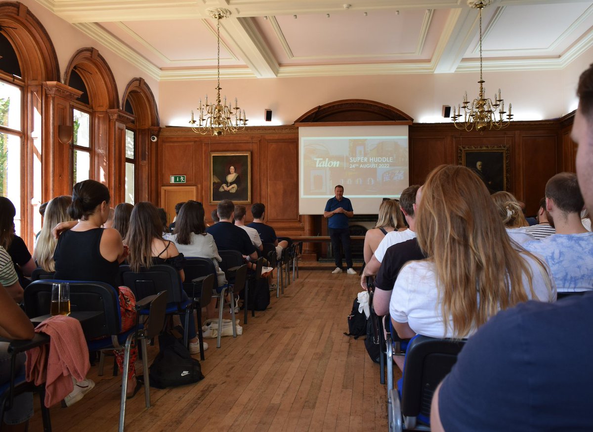 TalonOOH's tweet photo. It was an amazing day with the UK team yesterday at our Super Huddle!

We spent the day at Grove House where we discussed our progress, goals and plans for the future. We also enjoyed taking part in activities and a BBQ in the sun ☀️.

📸 Enjoy a snapshot of our day. https://t.co/qjNfO1FUj3