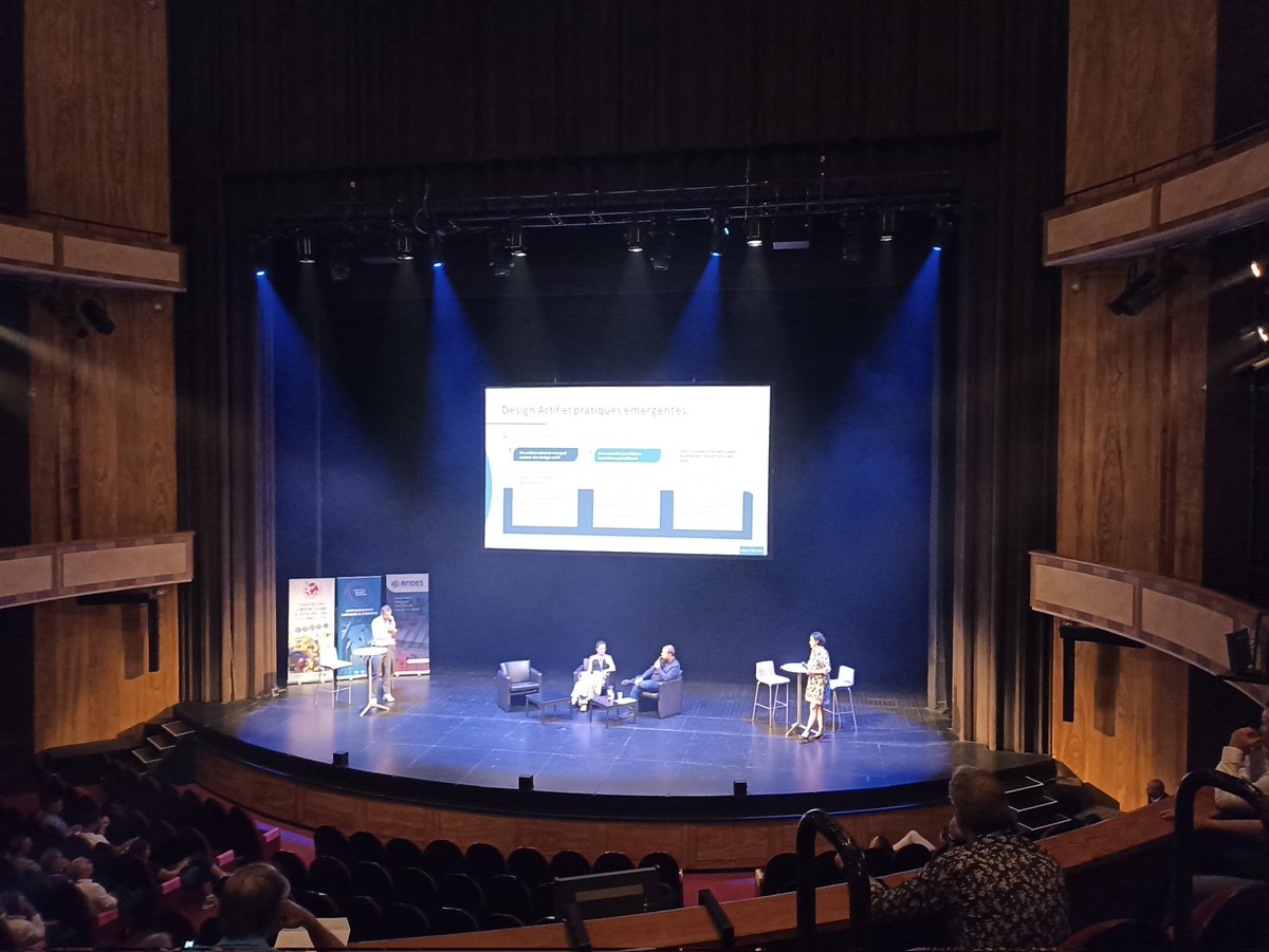 Cérémonie du Label "Villes actives et sportives" - Échanges autour du Design Actif et des pratiques émergentes.
On parle de notre plan "playgrounds Parisiens" avec design 🤗🏀
Merci @PROURBA2 <a href="/JChalangeas/">Julien Chalangeas</a> !
On a fait ça avec <a href="/PanagonMedia/">PANAGON.Media</a> 👍🏽