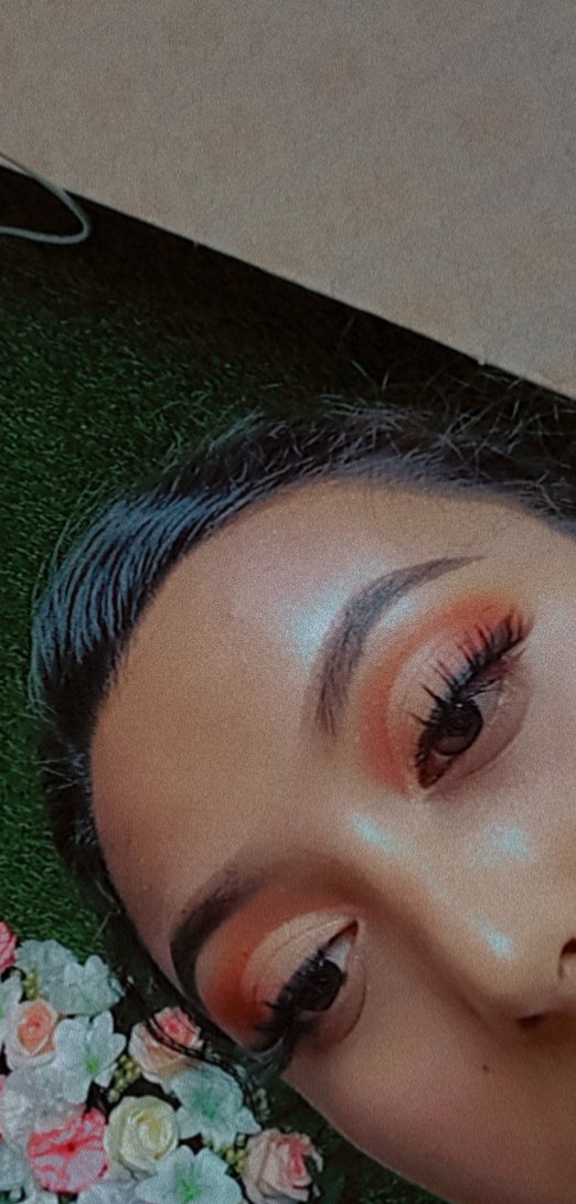 whatever____idc's tweet photo. #makeup #halfcutcrease #makeupartist #Tweetoftheday https://t.co/pFB6aRD30m