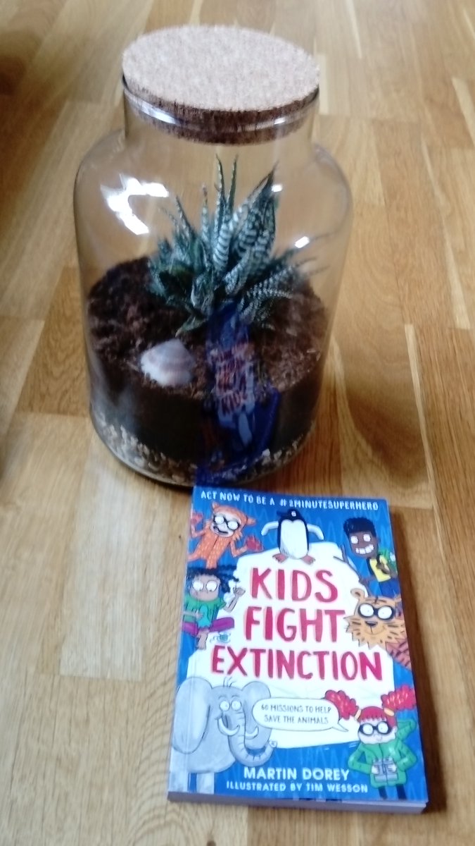 alisonbrumwell's tweet photo. Here's one I made earlier this summer. My #mission3, to create a terrarium for my living room. I've jumped ahead to #mission9, finding out more about one of my favorite foods...FISH! I love sea bass, but are they on the #goodfishguide? #KidsFightExtinction #2minutesuperhero https://t.co/B359oVIYcw