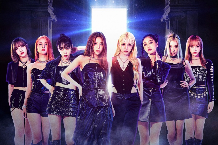 soompi's tweet photo. 8 Girl Group Rappers Get Ready To Face Off In Powerful Poster For Upcoming Survival Show "#TheSecondWorld" 
https://t.co/FVXHj96gE2 https://t.co/9bhyXgHOcC