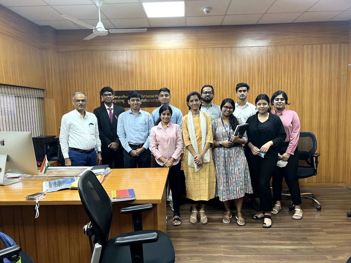 Barm_E_'s tweet photo. Discussed at length with the @CEO_Maharashtra the laws pertaining to Major Corrupt Practices under the Representation of People's Act, 1951 and other legislations punishing Election Malpractices and the solutions to curb the same. @MYP_ORG @chaitanyavotes 
#ElectionTwitter https://t.co/NkqfyQpenF