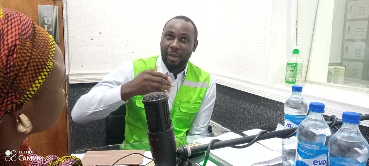 Labdi_Nigeria's tweet photo. Advocating for the Implementation of the Water Sanitation and Hygiene (WASH) policy in Borno state, Nigeria with the support of @WaterAid and @MercyCorps on the @USAID funded ST-WASH activity.
#waterAid #MecryCorps #stwash #peaceFm #Maiduguri https://t.co/VKYKAGfB42