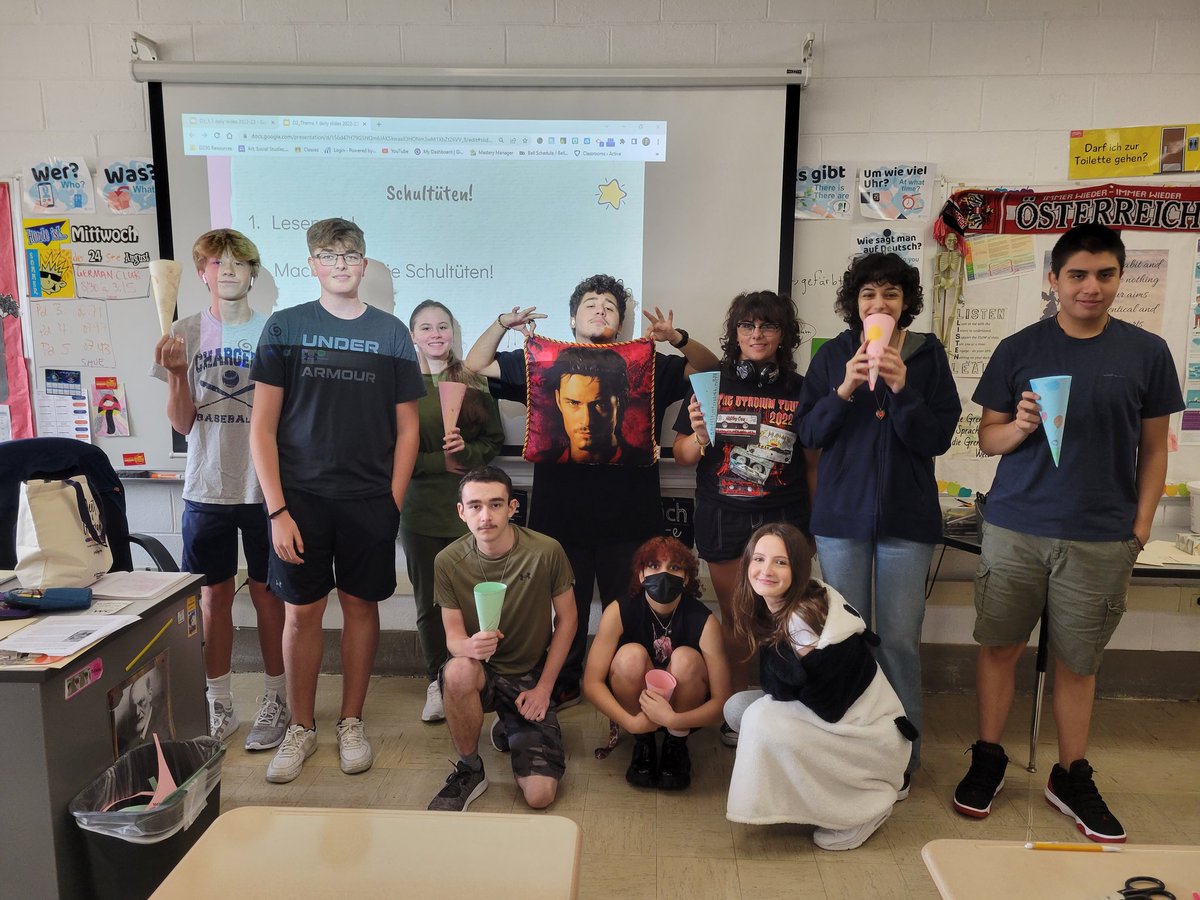 Had a great time making our Schultüten as always, celebrating the start of another great Schuljahr! #learngerman 🇩🇪📚🏫