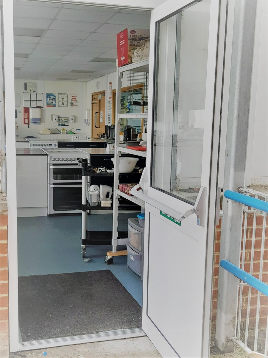 EPremises's tweet photo. Day 26: And it's yet more "out with the old and in with the new" here @wilmingtonboys - this time doors galore! https://t.co/vDSnHlPcfP