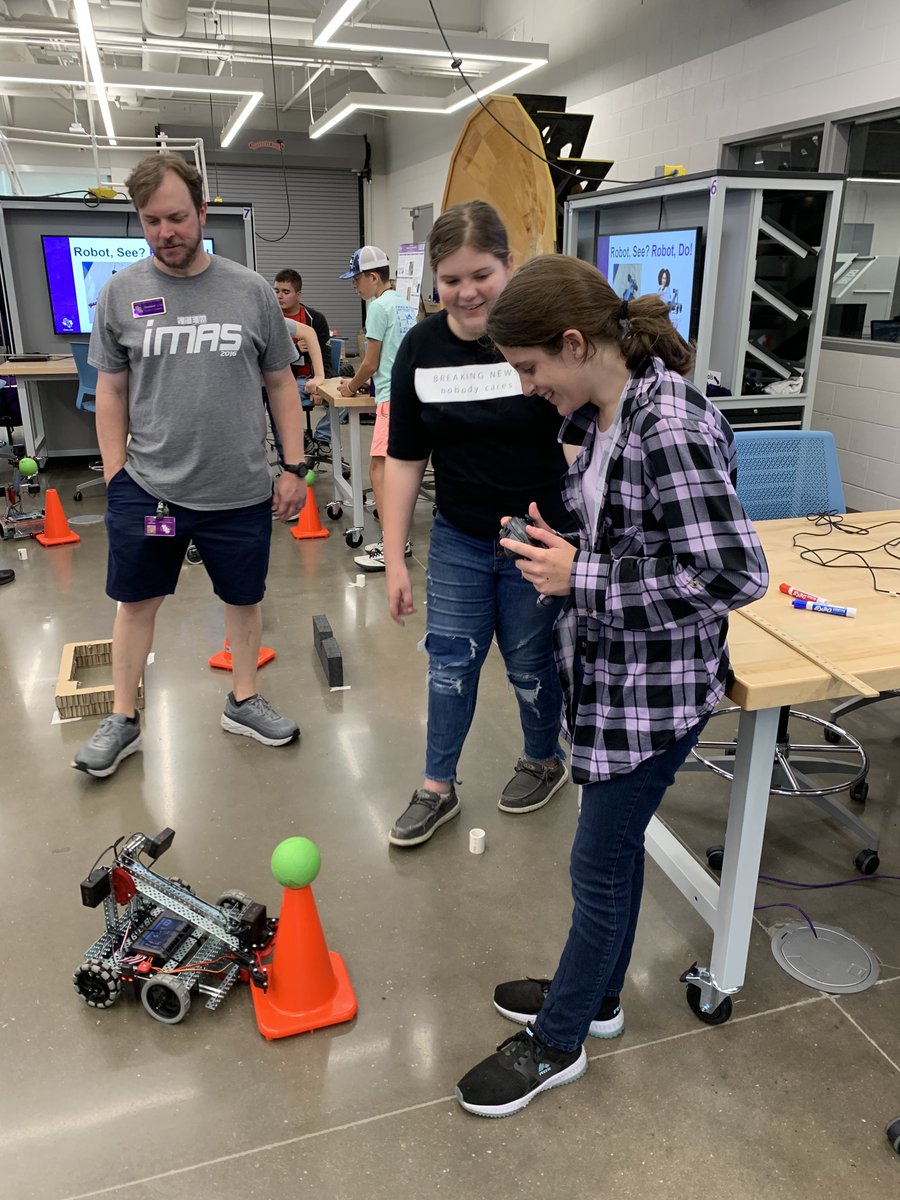 SFASTEMcenter's tweet photo. iMAS Overnight Academy learned block programming to code VEX Robots so they could accomplish various tasks. Here are pods 1 through 4.

#SFASU #iMAS #STEM #SummerCamp #Robotics #Programming #VEX #ColeSTEMBuilding https://t.co/ctUst4iPjR