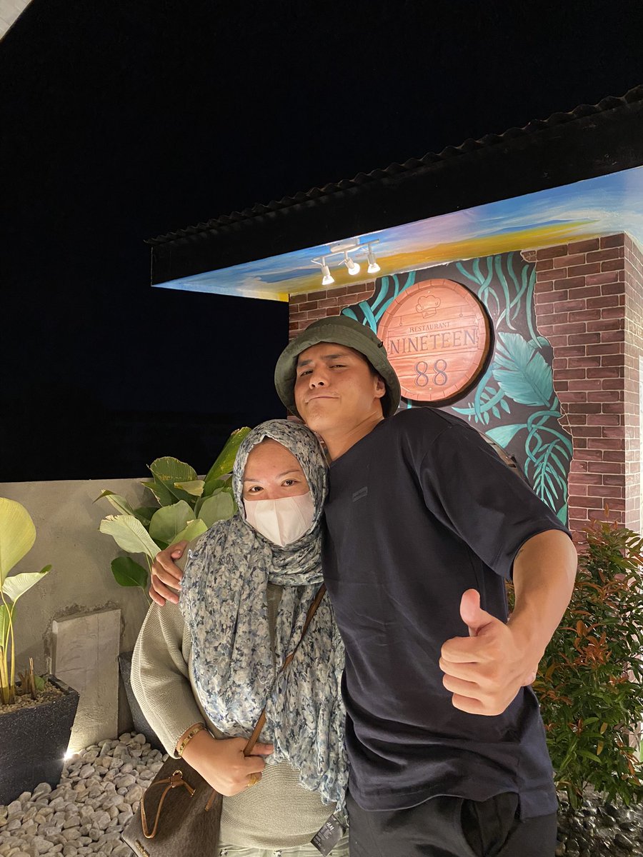 aaarima_1208's tweet photo. Napanaginipan ko lang kayo kahapon na nagkita daw tayo tapos natupad na ngayon. Grabe ang lakas ko sa taas!! 🥺🥰 I’m so happy to finally see you both @iamAndalioLoisa @iamr2alonte! Sobrang saya ko! Nanginginig pa nga! 🥶 https://t.co/ZzhIstigME