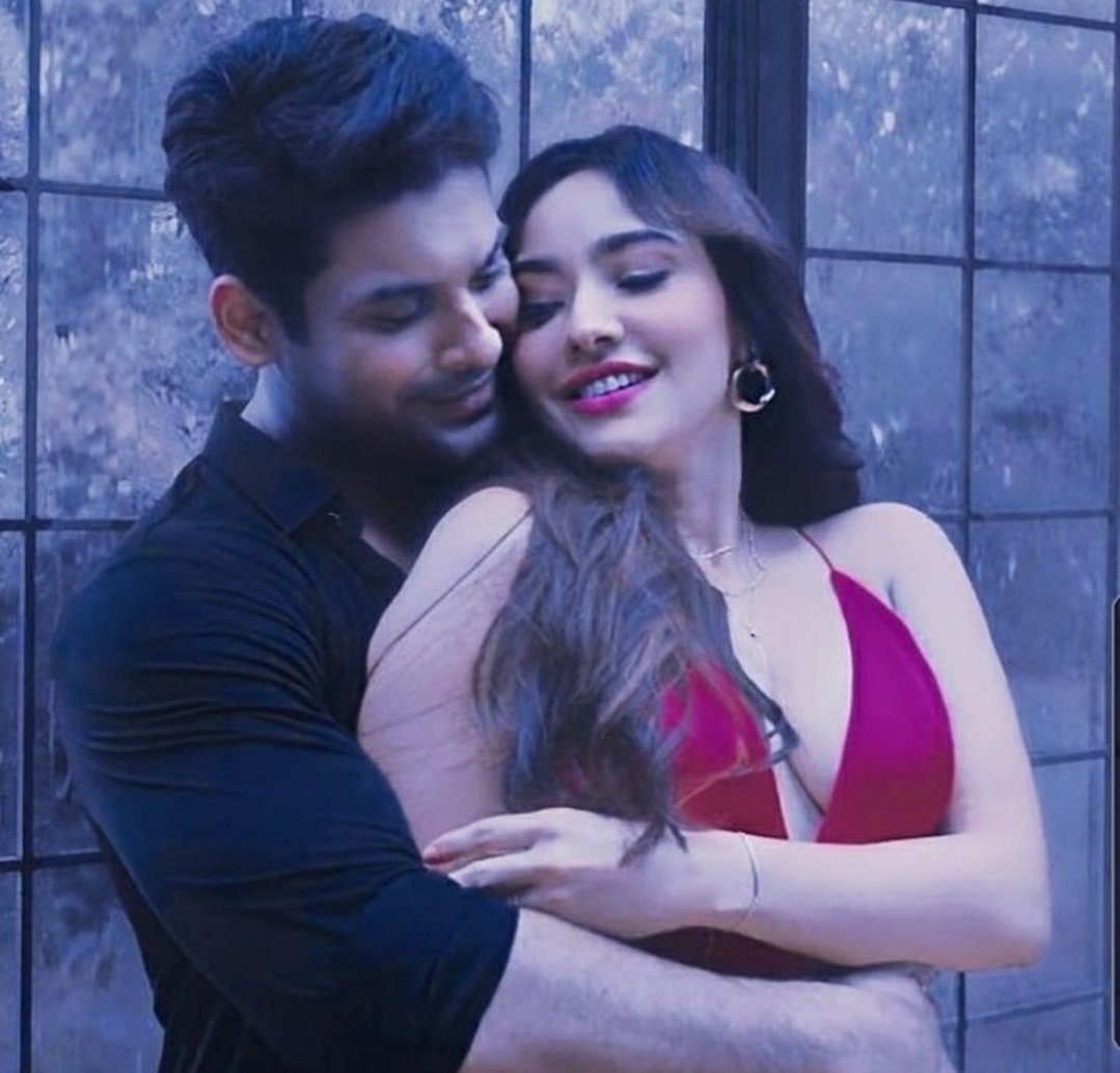 Beautiful chemistry
Love you siddy
#SidharthShukla
#DilKoKaraarAaya 
CHARTBUSTER DKKA