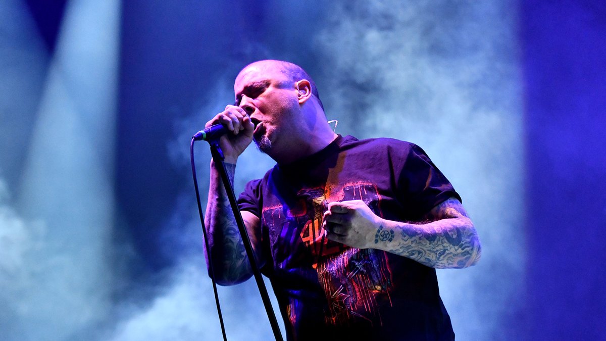 Revolvermag's tweet photo. 🚨 This is not a drill! Pantera have announced their 2022 reformation shows https://t.co/ZcScbr2qUb https://t.co/Svb2XSeHkB