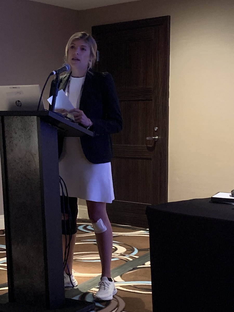 Mpmok's tweet photo. First finalist Daniela Alceste in IFSO IH research session #ifso2022 #IFSOmiami2022 https://t.co/Yi7IGndKhZ