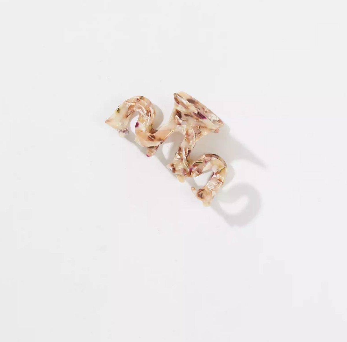 AEO's tweet image. G I V E A W A Y! 🍂 Dreaming of cooler weather and PSLs? Samesies. We're celebrating early-Fall and gifting ONE winner 2 accessories from our website!

TO ENTER:
🍂 Like this Tweet
🍂 Retweet this Tweet
🍂 Tag a friend in the comments

Ends 8/26 at 10:30am EST. GOODLUCK!