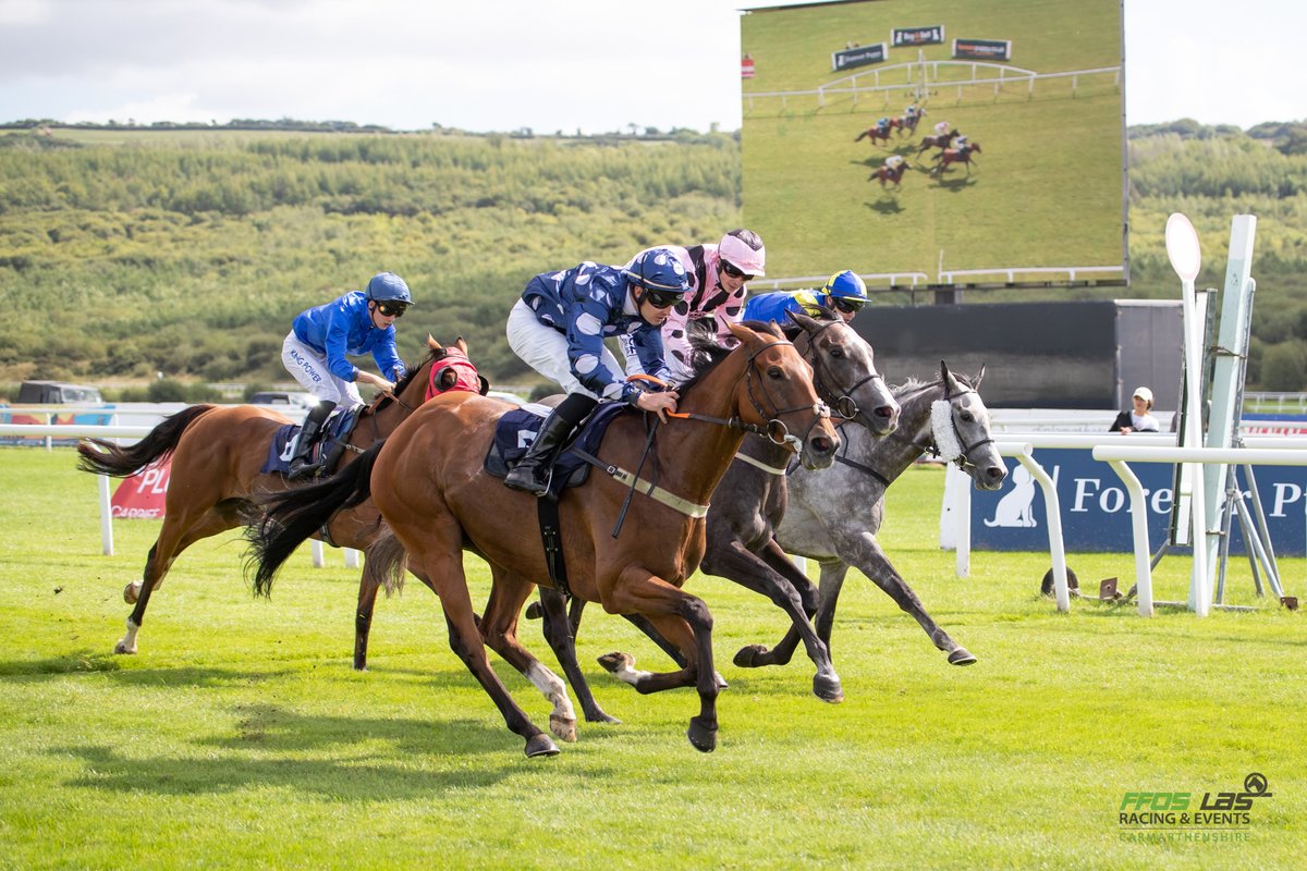 RACE 3 RESULT – Dragon Bet Handicap

🥇 Al Gaiya  
🥈 Hellavaheart 
🥉 Typewritten 

Jockey: Charles Bishop

Trainer: Joe Ponting 

Owners: J Ponting