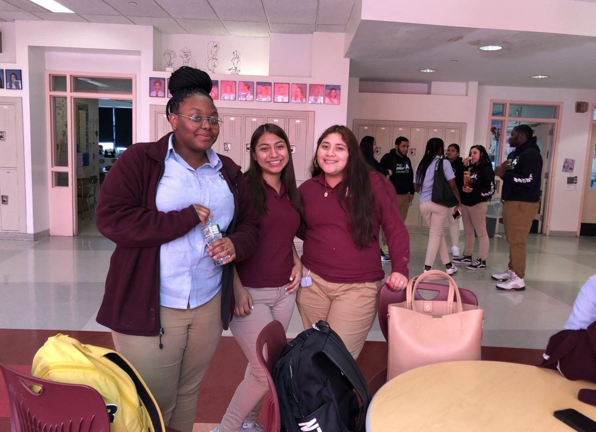 MrsGarner08's tweet photo. What an awesome experience observing best practices and collaborating with IB leaders and scholars from The Bronx and Manhattan, New York! Always be willing to learn, adapt and grow! @Ike9_AISD @adbustil @JEOcanas1 @tdavis_aldine @ToddLindeman4 @KatyRoede @drgoffney @AldineISD https://t.co/sPv4CRmlBk