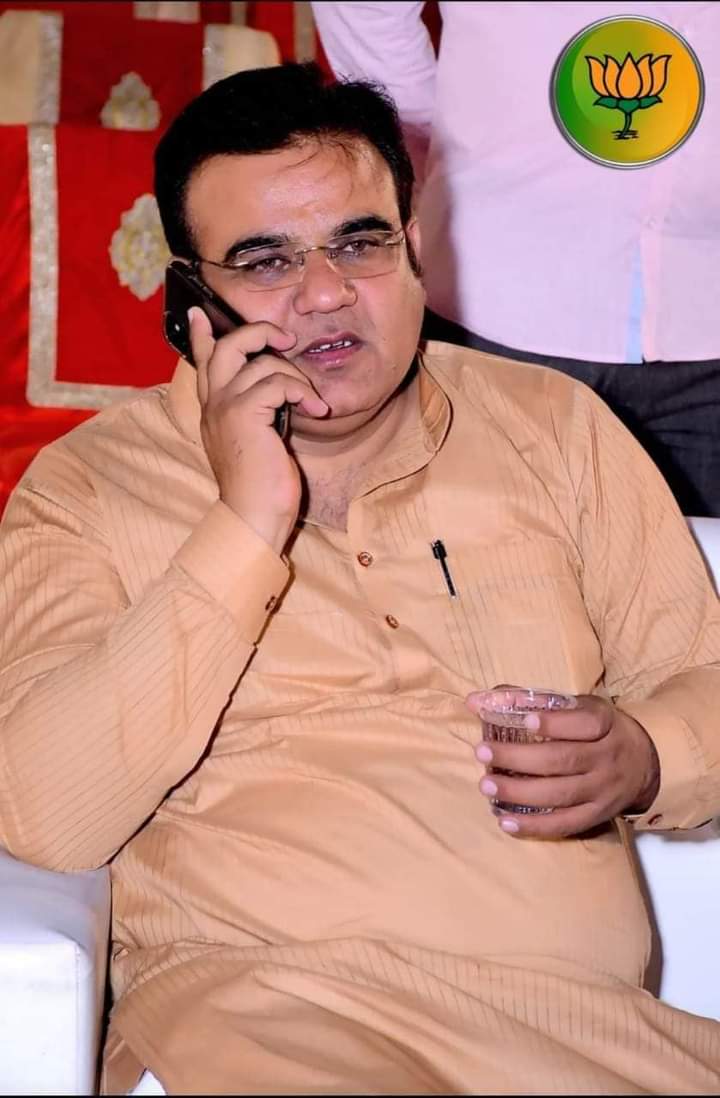 Sandeep41005743's tweet photo. नोखा के लाड़ले जनप्रिय विधायक, प्रखर वक्ता, संघर्ष के पर्याय श्री बिहारी लाल जी बिश्नोई को जन्मदिन की बहुत बहुत बधाई ।Biharilal Bishnoi https://t.co/WNCK0vKIXc