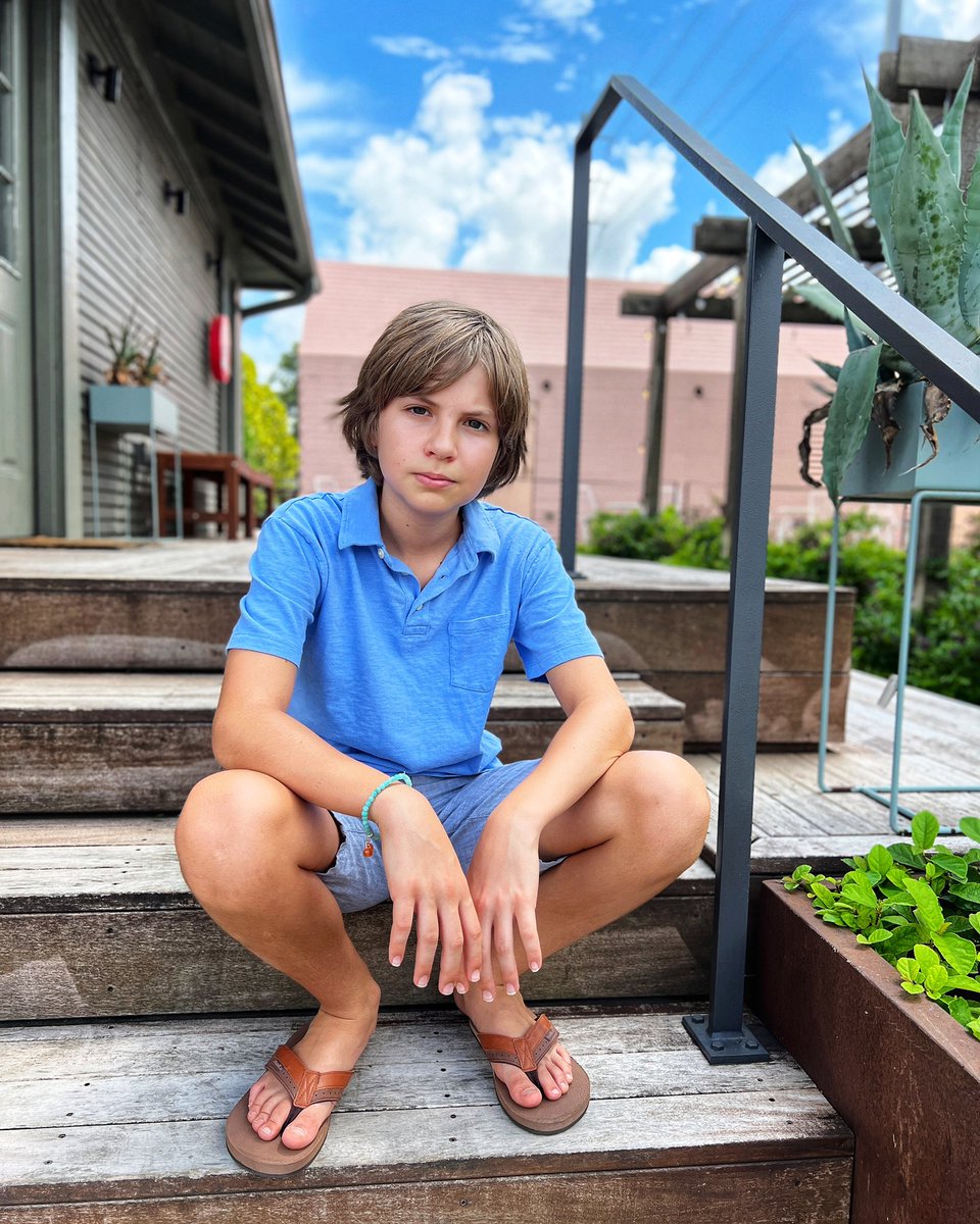 ethanthomasjung's tweet photo. Blue skies ⛅️ 

#photooftheday #picoftheday #me #mood #life #amazing #bestoftheday #model #actor #acting #childactor #boymodel #preteenmodel #tweenmodel #younghollywood #aefh #brillianttalent #casting https://t.co/kgy1zMvfFn