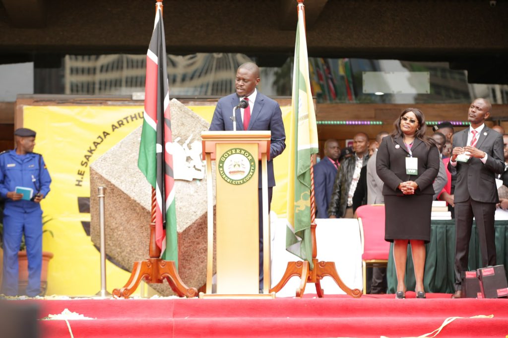 KiborekHon's tweet photo. I wish to congratulate you your Excellency the outgoing Senator &amp; incoming Nairobi GV @SakajaJohnson on your inauguration as the Governor of Nairobi.
All the best as you begin to serve the people of Kanairo. https://t.co/J03wyAI7TS