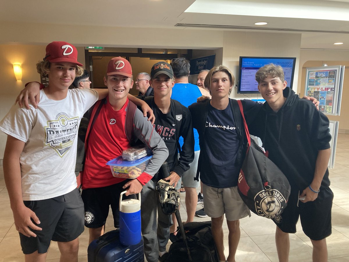 TLSSaskatoon's tweet image. Team Alberta, Team Newfoundland and Team Nova Scotia arrived last night! 

Welcome to Saskatoon boys and we hope you enjoy your stay! ⚾️ @RayCarterCup22 
#RayCarterCup #Baseball #U15 #Nationals