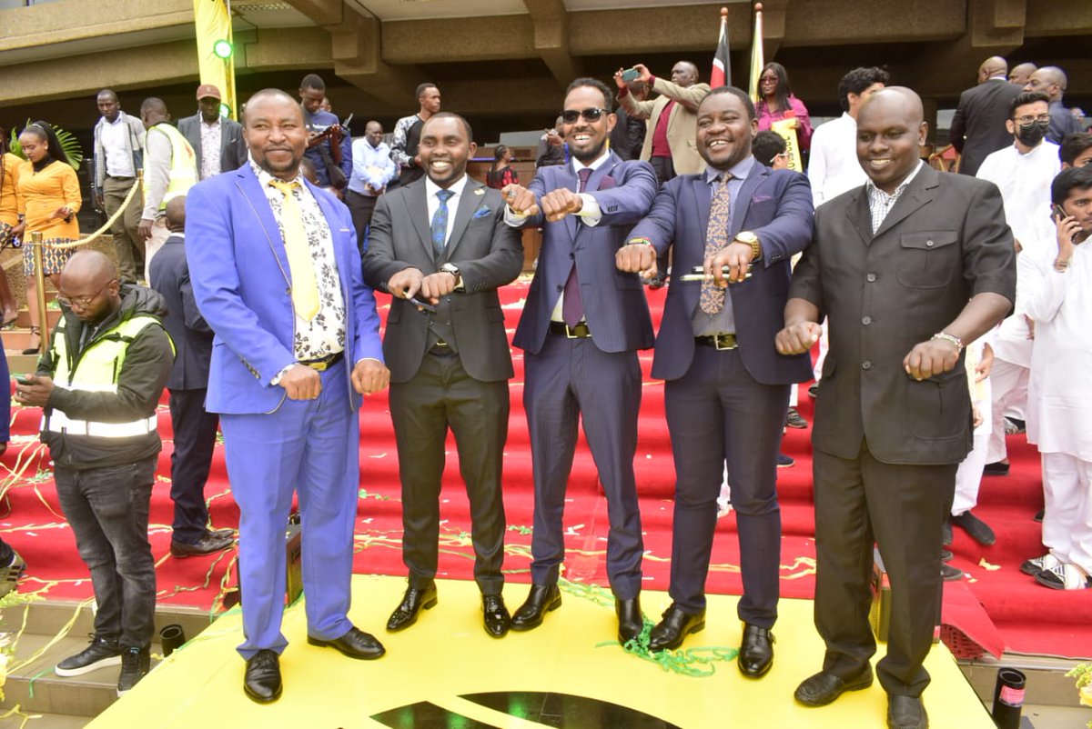 SiyadOska's tweet photo. Done and dusted super governor Sakaja.
#mbwekse siku zote.
#Mungumbele
#CBD1 https://t.co/6GBY8zMlgp