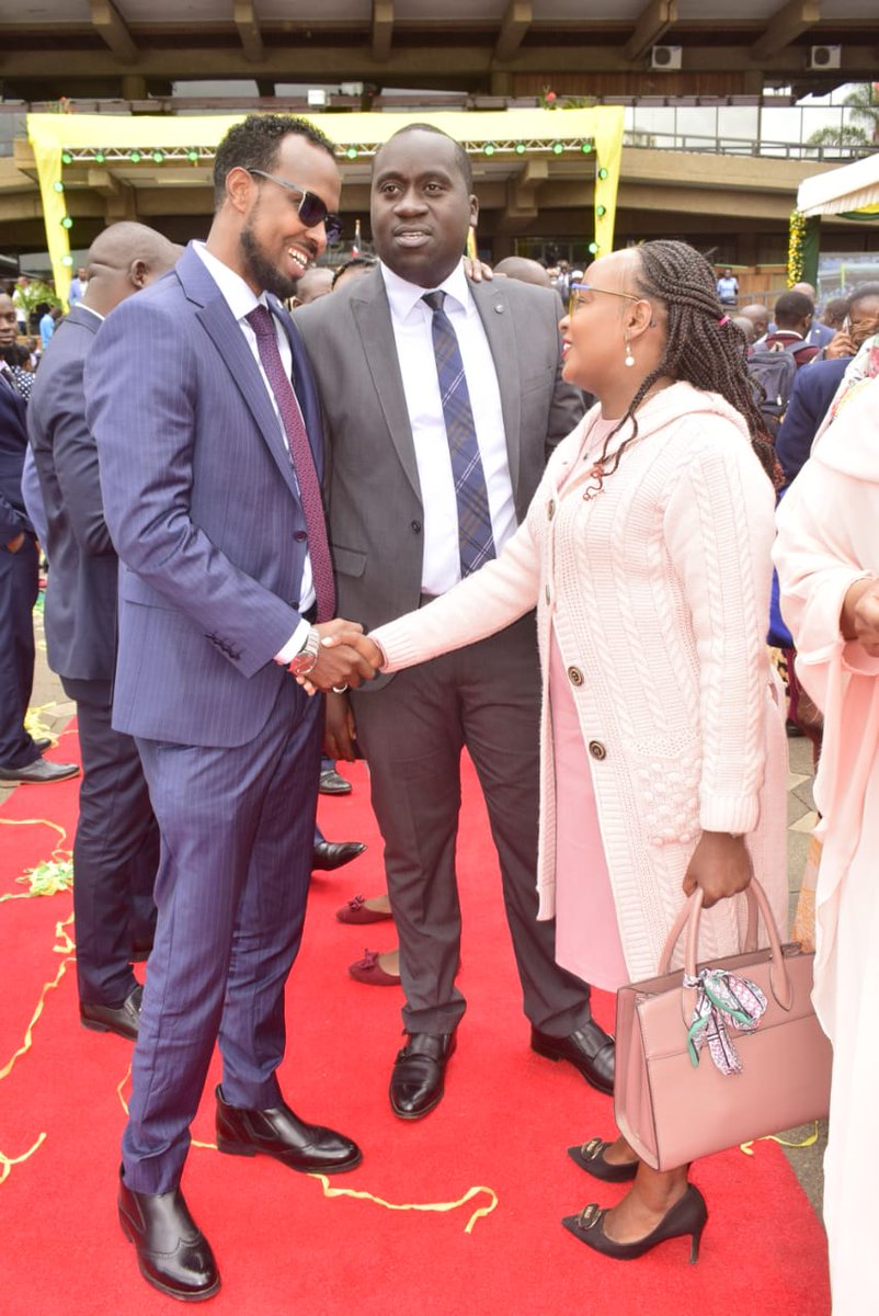 SiyadOska's tweet photo. Done and dusted super governor Sakaja.
#mbwekse siku zote.
#Mungumbele
#CBD1 https://t.co/6GBY8zMlgp