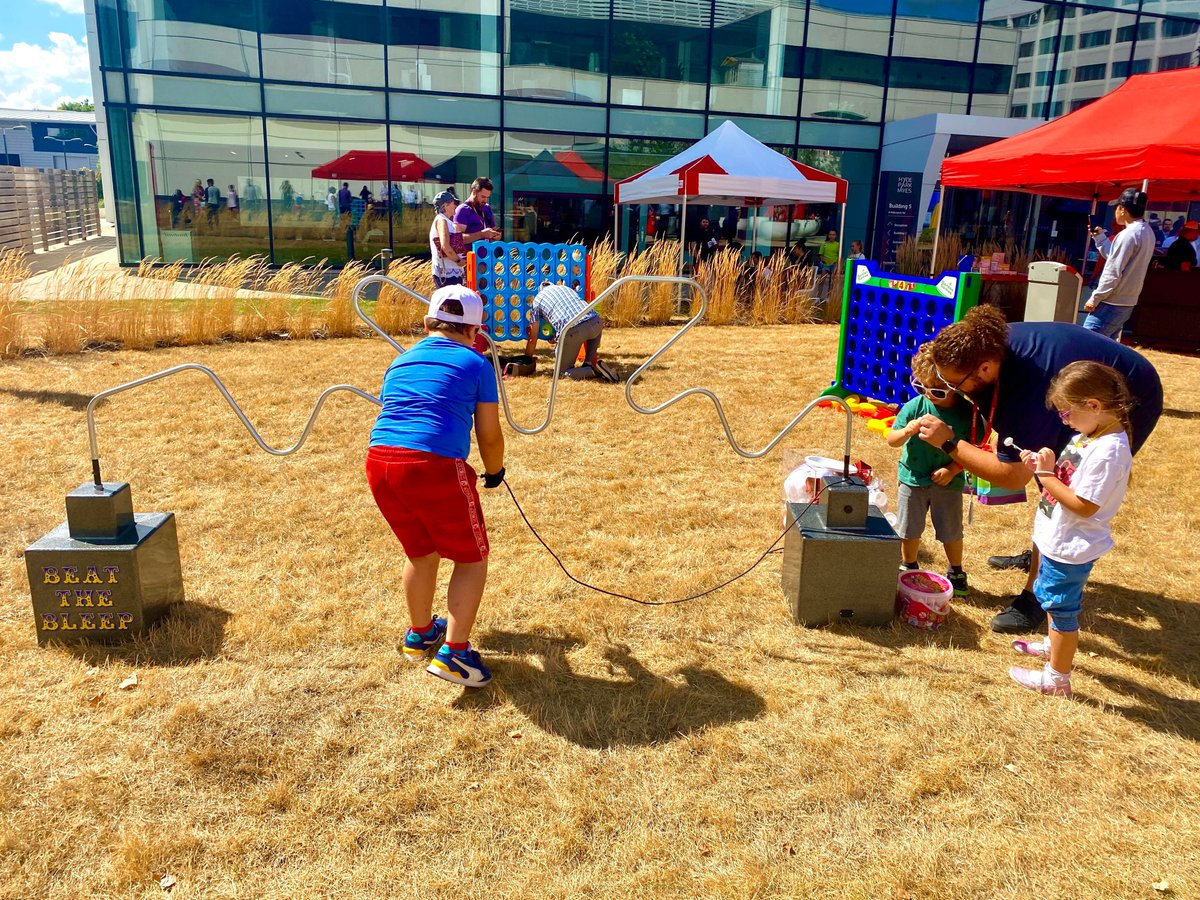 Rackspace_EMEA's tweet photo. Yesterday #Rackers were encouraged to bring their families to our London office for the very first #RackFam Charity Family Fun Day!🤩 
The event was a huge success, raising £650 which will be evenly split between a number of Racker nominated causes💝 #BackAtTheRack #RackGivesBack https://t.co/OuA3SQU14R