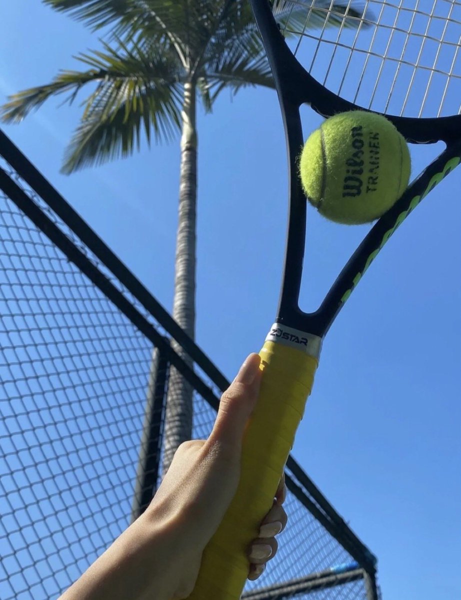 Mia0912S's tweet photo. The essence of sport is not about winning or losing against others, but about focus and self-transcendence

#Tennis 
#ligerreview 
#goodmorning https://t.co/WIvtMxvbjO