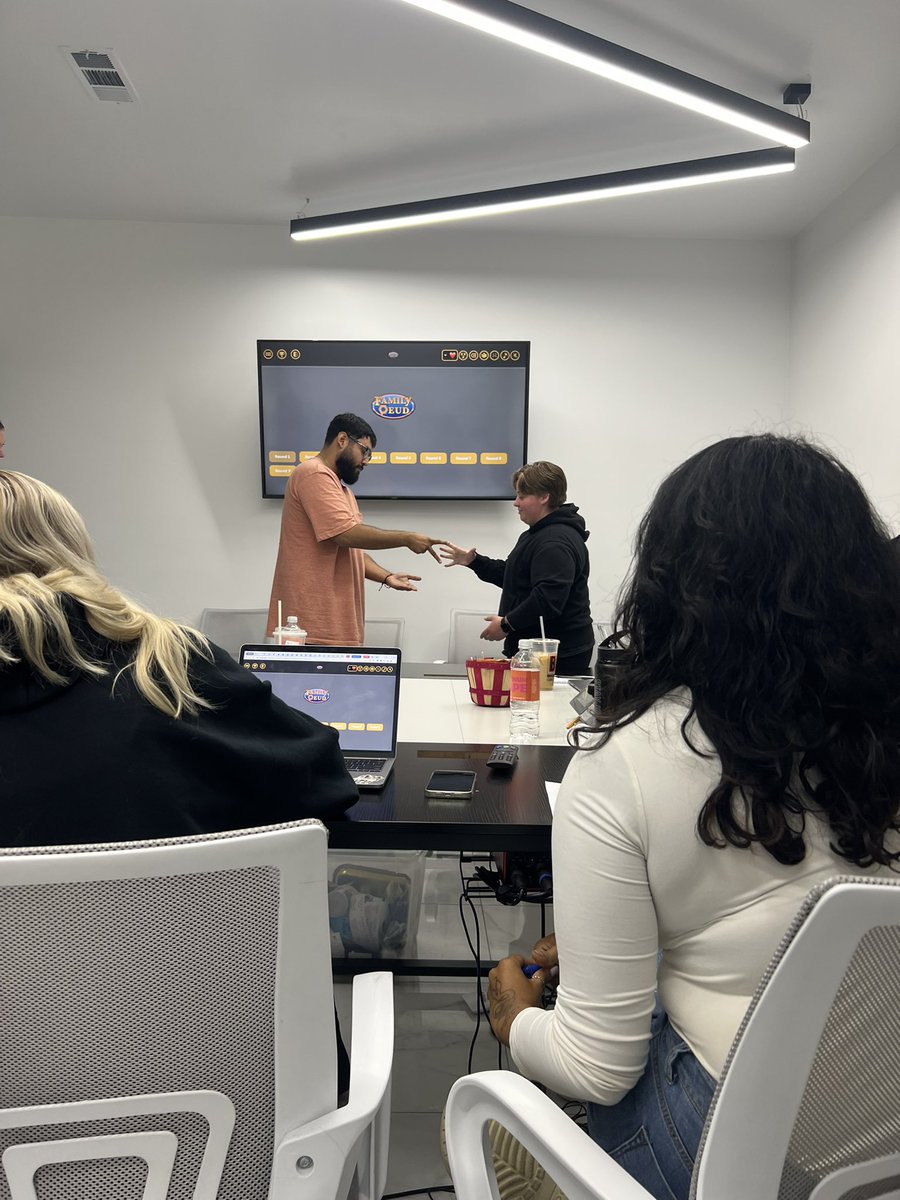 Ashley Edwards tweet media