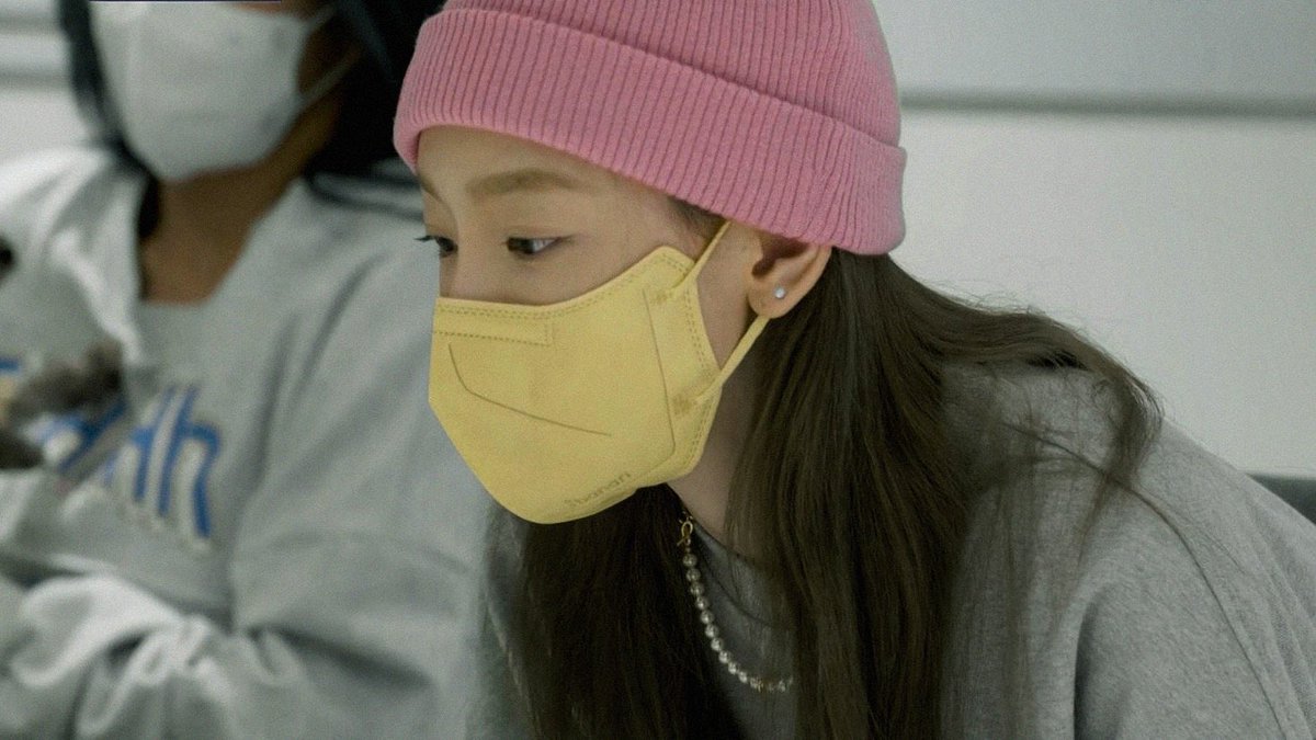 309xoxo's tweet photo. 요즘.. 태연이라는 여자가 심각하게 잘생겼어요 히발 https://t.co/VDVtJYaBpg