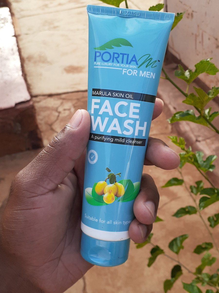 Piet_Masemola's tweet photo. Suffering from Skin Breakouts?
Try @PortiaM_Skin Face Wash Known For It's Gentle Marula Extracts To Wash Away Dead Skin Cells And Facial Impurities.
Available: online https://t.co/vMEsD70yXu
#PortiaMSkinCareProducts #PortiaMSkinCare #ShareTheGkow #10YearsOfPortiaM #PlugHimIn https://t.co/pXXMnHvYPp