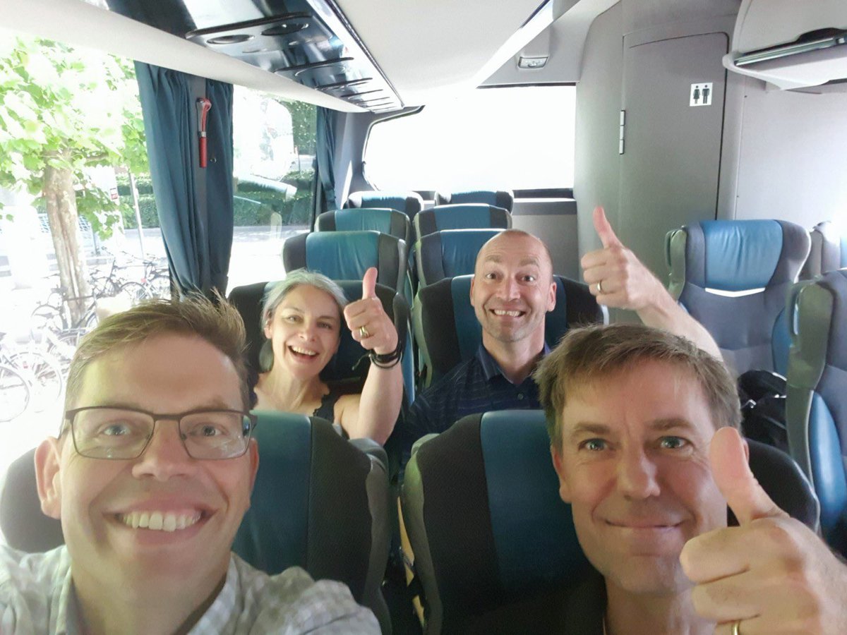 4 @DCEAarhus @HealthAarhusUni profs @ChristianFynbo @EhrensteinVera @lapdce73 @dr_rwt on tour with Kombardo, ready to kick it off #ICPE2022 😎👍🇩🇰