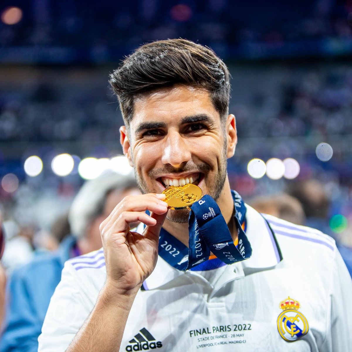 KylianZone_'s tweet photo. ¿Venderías a Marco Asensio?

🔄 No.
❤️ Sí. https://t.co/BZjtFzcdGS