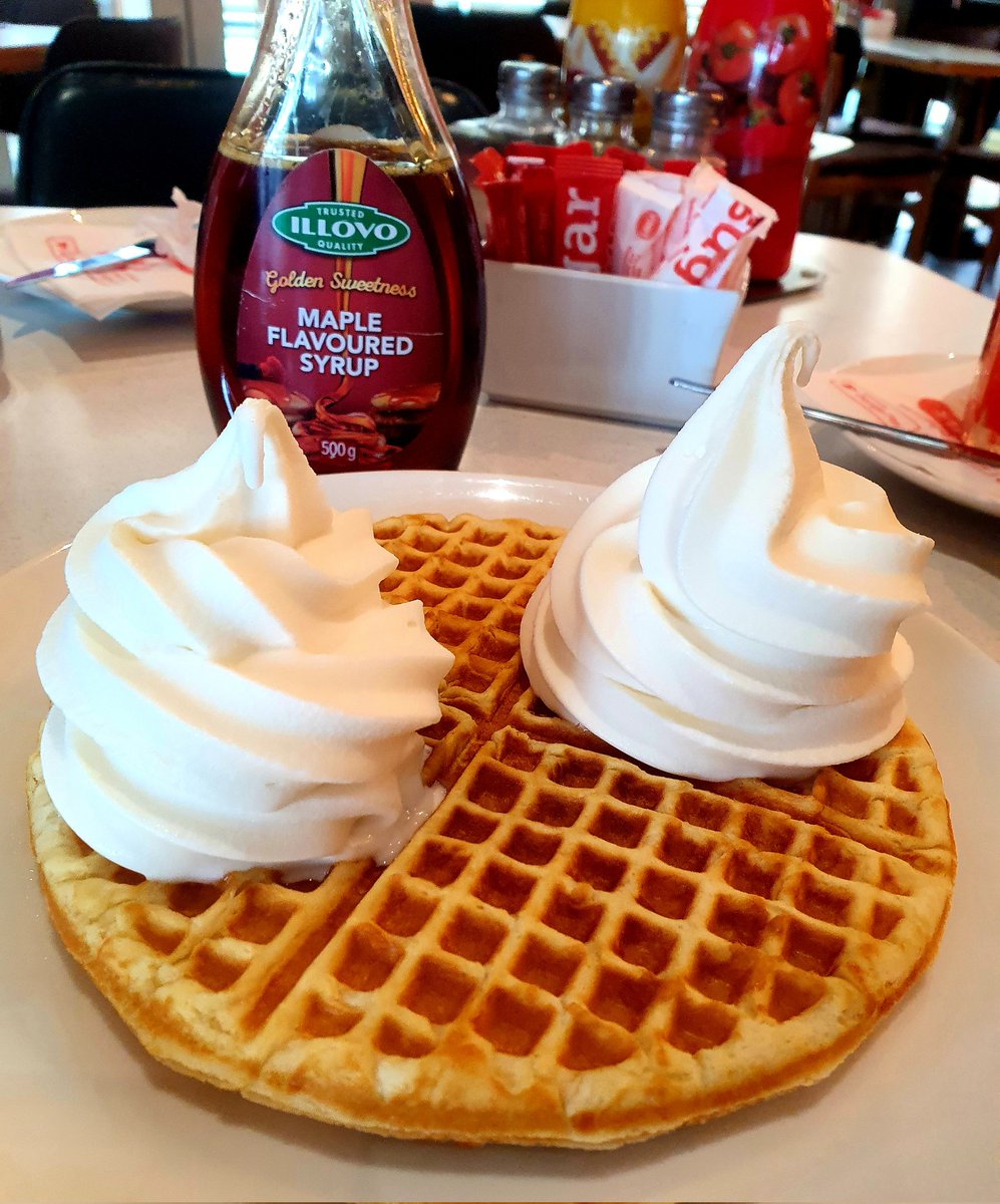 mamma_fun's tweet image. Yesterday was #waffleday

Nothing better than a @wimpy_sa  waffle with ice cream 

#samomblogger #foodblogger