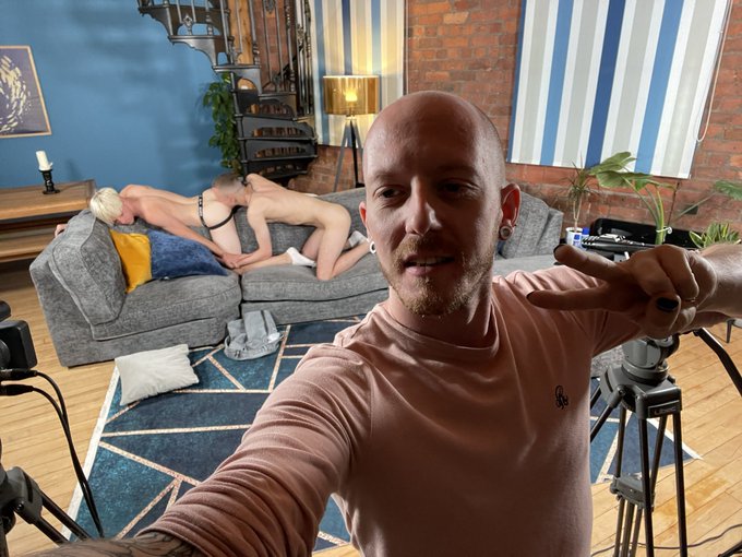 On the @BlakeMasonUK set today with @mitch_schif & @timgottfridxxx ?? https://t.co/cUaAkfXWKq