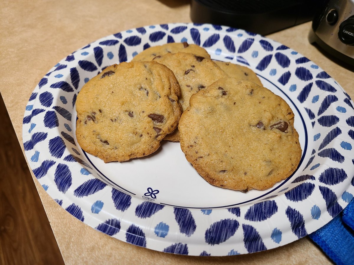therandom_heroe's tweet photo. So not everyone knows, but in my time away I've found that I love baking.
#moosetime https://t.co/nWKnKbz7Px