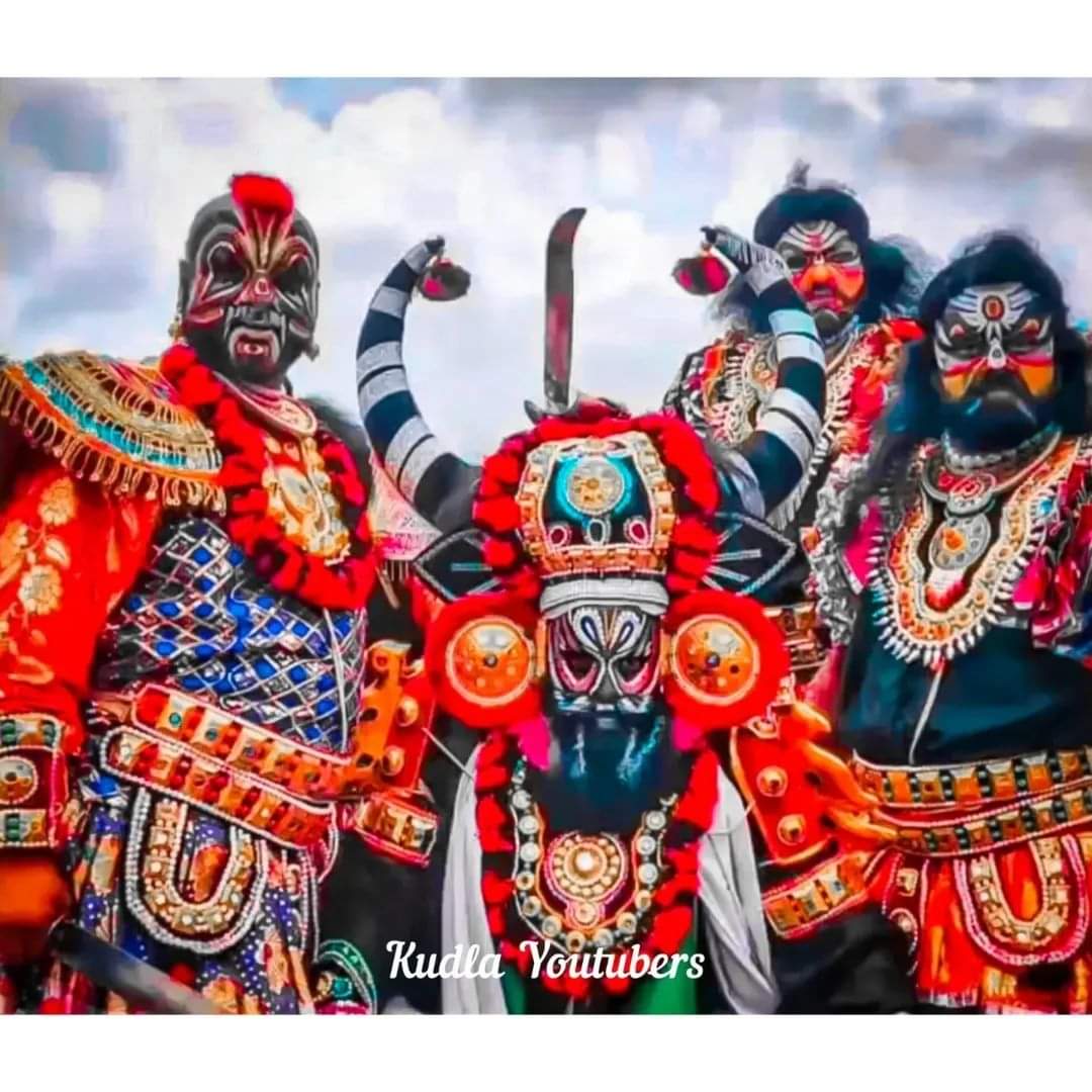 Jit_hesh's tweet photo. ಯೂಟ್ಯೂಬರ್ #ಸಚಿನ್ ಶೆಟ್ಟಿಯವರ #SHUTTERBOXFILMS ಹಾಗೂ #ಸ್ನೇಹಿತರು ಈಬಾರಿ ಕೃಷ್ಣಾಷ್ಟಮಿಗೆ ವಿಶೇಷ ವೇಶಧರಿಸಿ ಅಸೌಖ್ಯದಲ್ಲಿರುವ #ಸಾನ್ವಿ ಮಗುವಿನ ಚಿಕಿತ್ಸೆಗೆ ನೆರವಾಗಲು ಮನೆಮನೆಗೆ,ಬೀದಿಬೀದಿಯನ್ನು ಸುತ್ತಿ
ಕೇವಲ ಒಂದೇ ದಿನ ಸಂಗ್ರಹಿಸಿದ #ಮೊತ್ತ1051418/- ಅನ್ನೋದು ಎಲ್ಲರ ಹುಬ್ಬೇರಿಸಿದೆ.
https://t.co/bptRY4pqq0
@VisitUdupi https://t.co/81gk4YQgXP