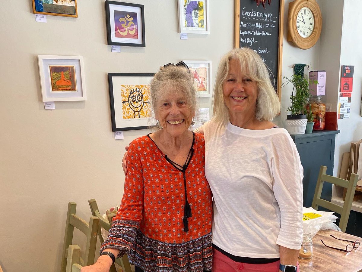 LizReal1's tweet photo. Last chance to catch mini show #artistsagainsthomelessness of original prints by Trish Roberts and Jan Bastow at the lovely @geocafeUK in #caversham #rdguk. Every sale supports @Launchpad_RDG #printmaking #artcafe #supportlocal @RDGWhatsOn https://t.co/odEHGSTgfg