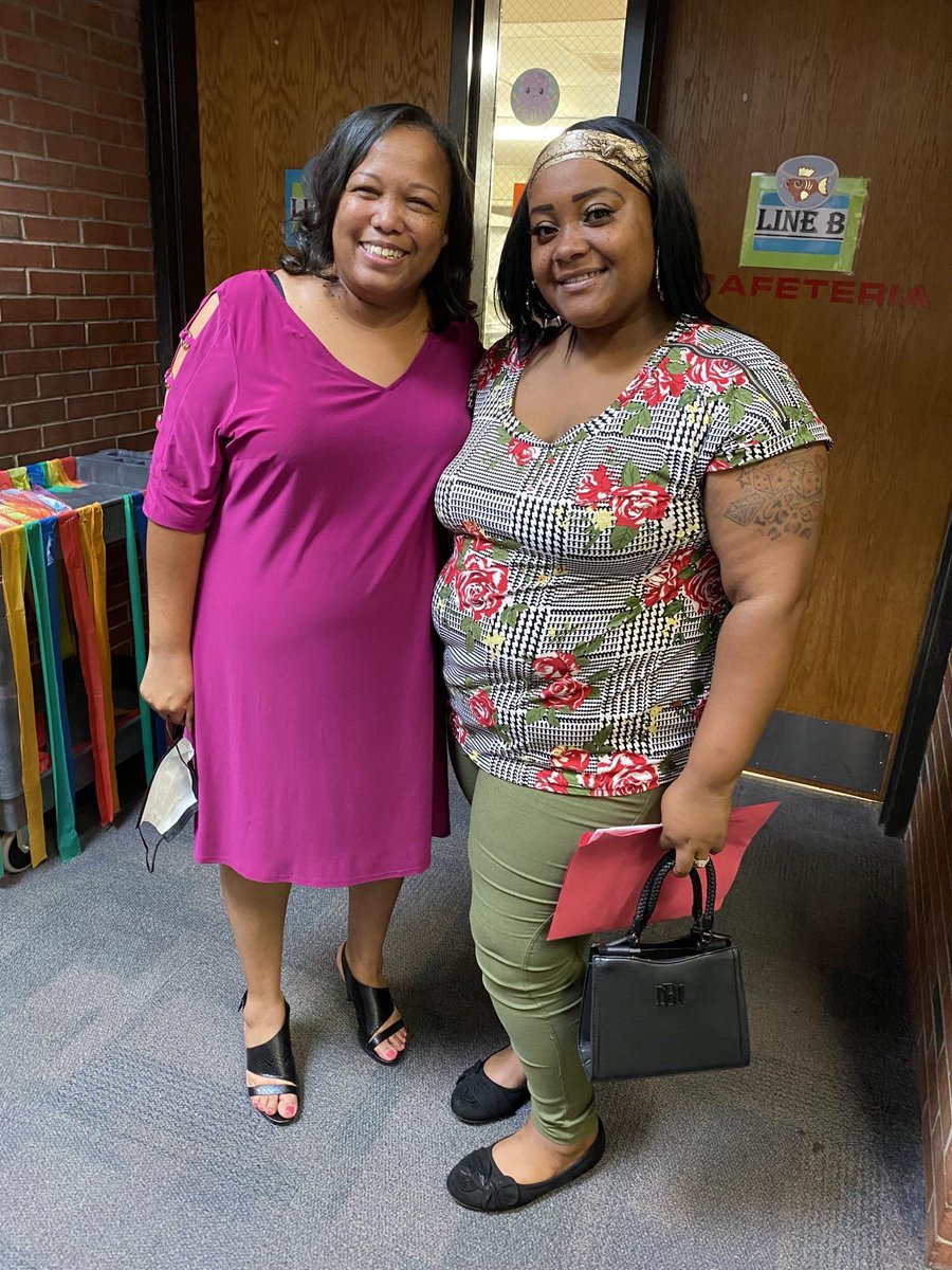 NorthDriveES's tweet image. OPEN House on Tuesday at North Drive Elementary was an absolute SUCCESS!!! Our families got a chance to meet our new Principal, Mrs. Jacobs!