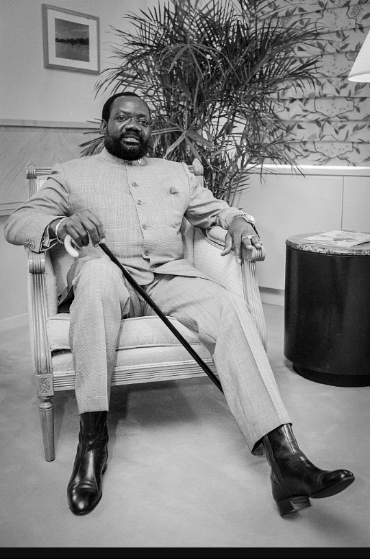 xe_agora's tweet photo. "O vosso futuro não depende de mim, depende da vossa coragem"
-Jonas Malheiro Savimbi https://t.co/CS8CImsoO7